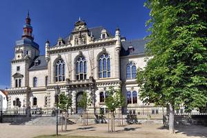 Blick auf das Ständehaus vom Schlosspark blick auf das staendehaus vom schlosspark
