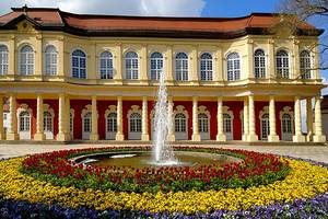Schlossgartensalon mit Springbrunnen schlossgartensalon springbrunnen