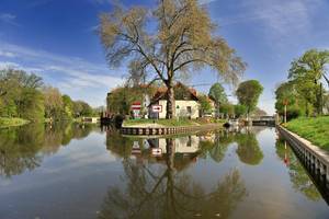 schloss schleuse 10