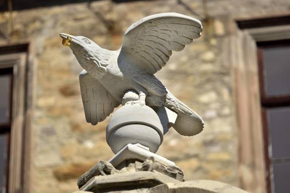 Merseburger Rabe Schloss Merseburger Rabe 140418 02