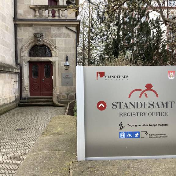 Standesamt Merseburg © Stadt Merseburg Eingang Standesamt ©Stadt Merseburg