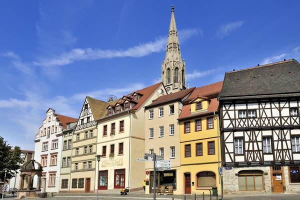 Markt mit Blick auf die Stadtkirche Marktplatz Nordseite